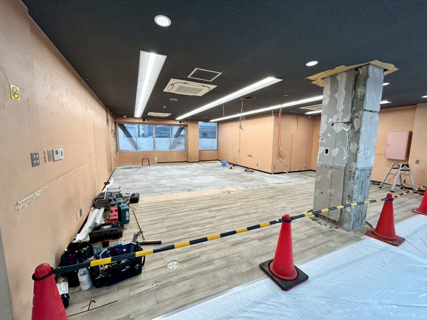 名古屋市にある売店をリテール室に改修工事