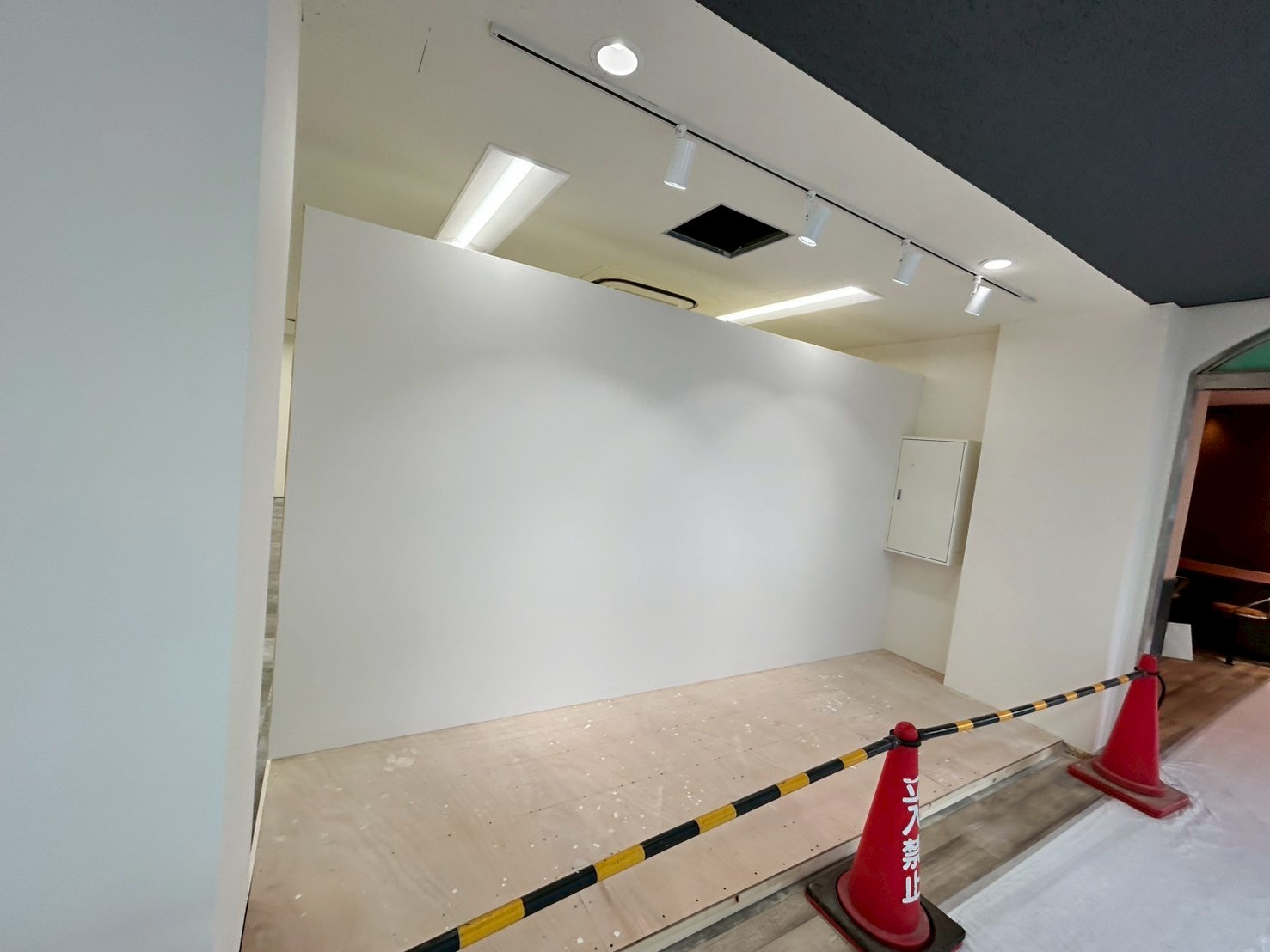 名古屋市にある売店をリテール室に改修工事